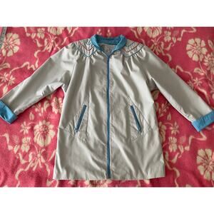 Vtg. Mulberry Street retro greige 80s raincoat SZ small